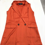 SLEEVELESS ORANGE VEST